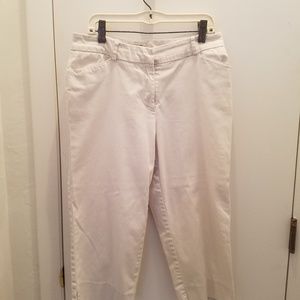 St. John's Bay Petite Stretch size 10P Capris